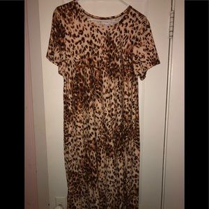 Cheetah print Lularoe Carly - L